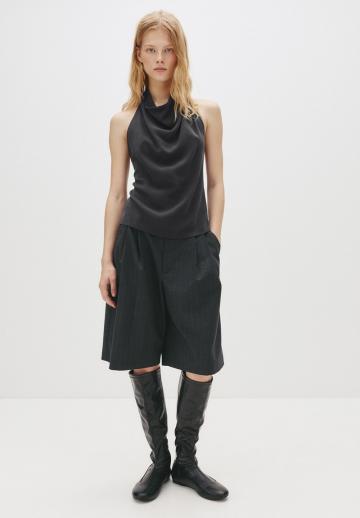 Блузка без рукавов