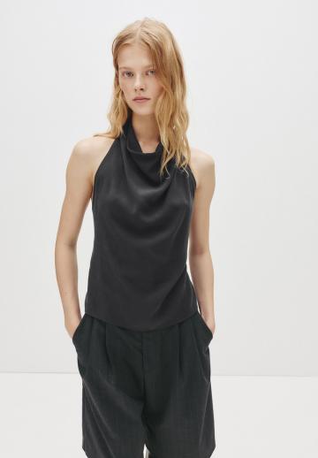 Блузка без рукавов