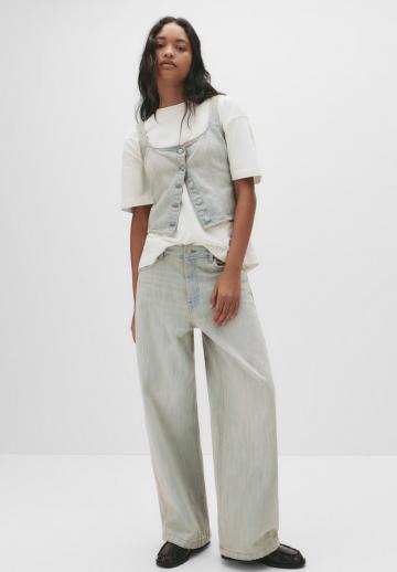 Джинсовая жилетка