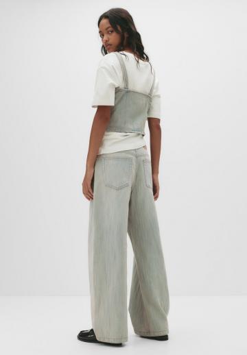 Джинсовая жилетка