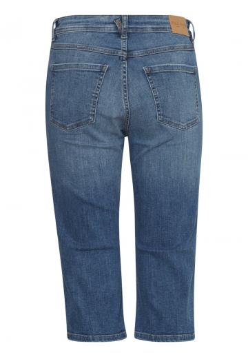 Короткие джинсы