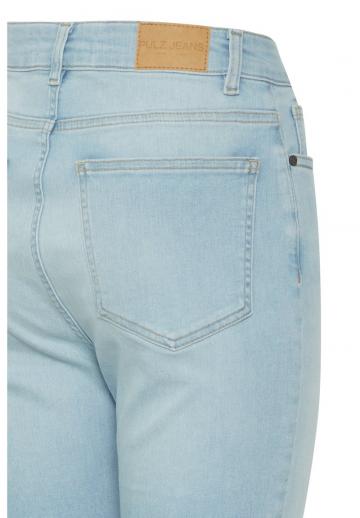 Клешеные брюки