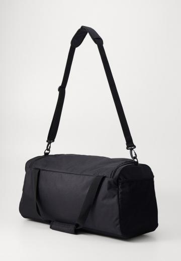 Спортивная сумка