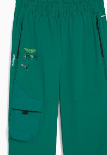 Брюки с накладными карманами