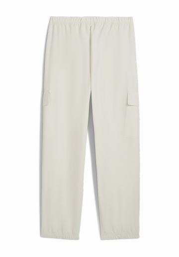 Брюки с накладными карманами