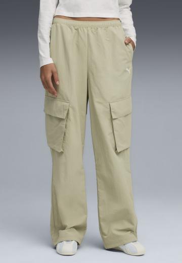 Брюки с накладными карманами