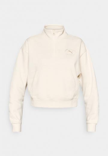 Спортивная толстовка