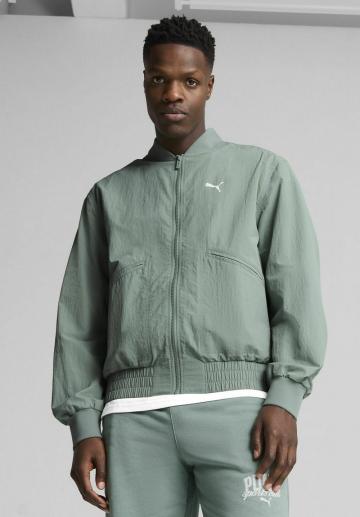 Спортивная куртка