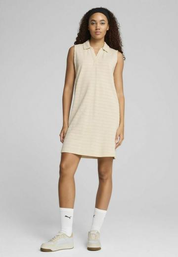 Вязаное платье