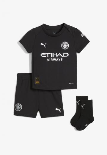 Спортивные шорты