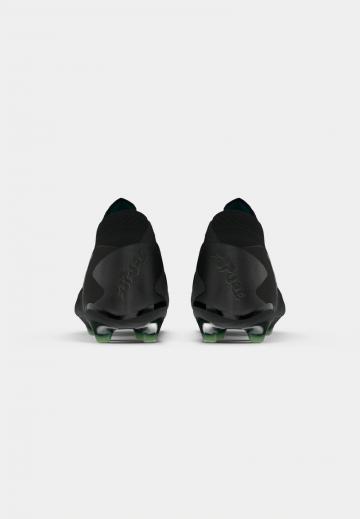 Футбольные бутсы