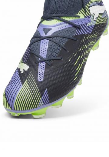 Футбольные бутсы