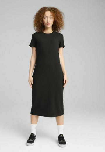 Вязаное платье