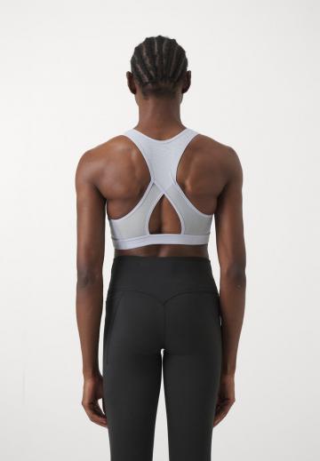 Спортивный бюстгальтер