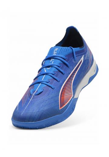 Футбольные бутсы