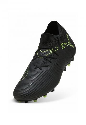 Футбольные бутсы