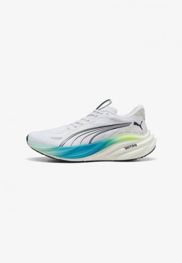 Беговые кроссовки