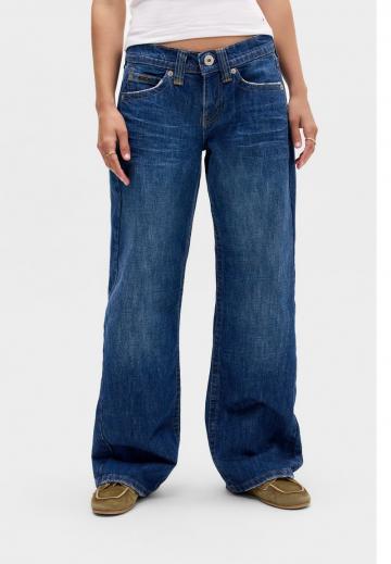 Клешеные джинсы