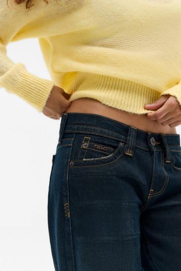 Свободные джинсы