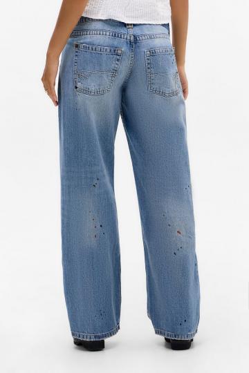 Свободные джинсы