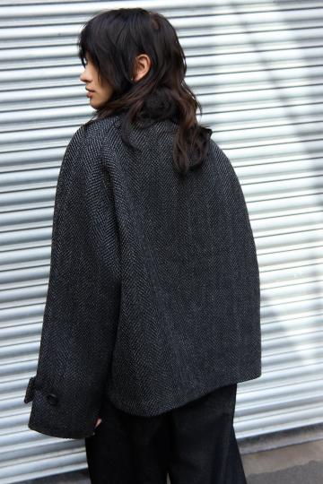 Короткое пальто