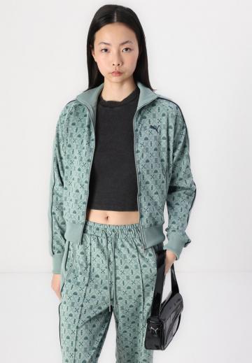 Спортивная куртка