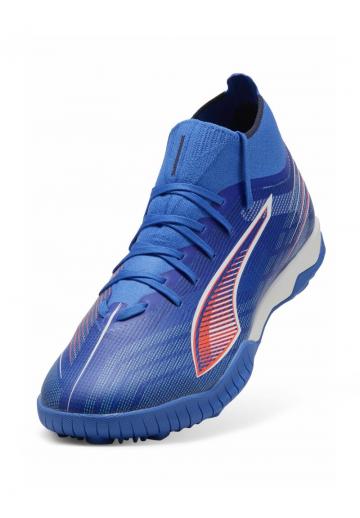 Футбольные бутсы