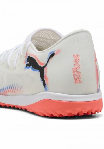 Футбольные бутсы