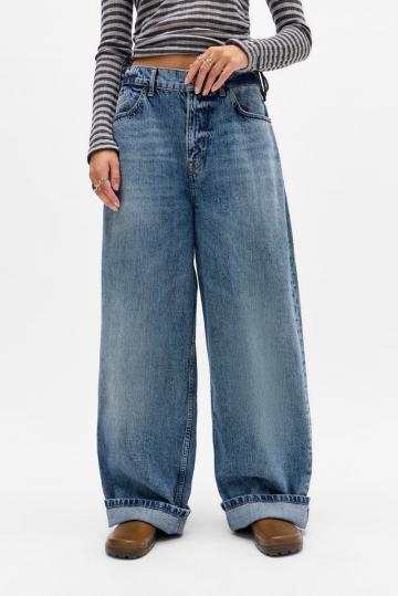 Свободные джинсы