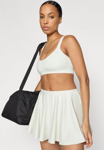 Спортивный бюстгальтер