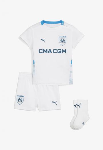 Спортивные шорты