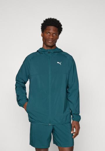 Спортивная куртка