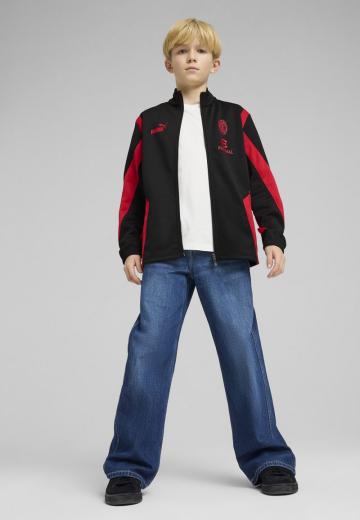 Спортивная куртка