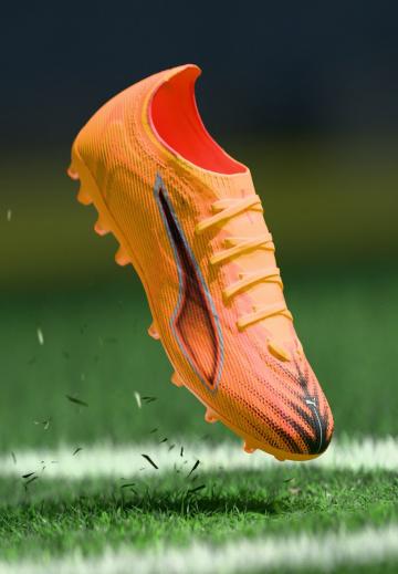 Футбольные бутсы