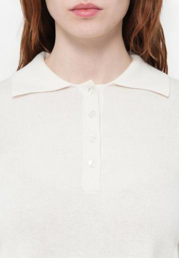 Пуловер с воротником поло