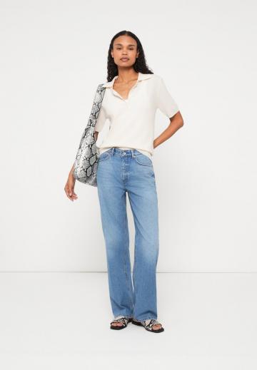 Пуловер с воротником поло