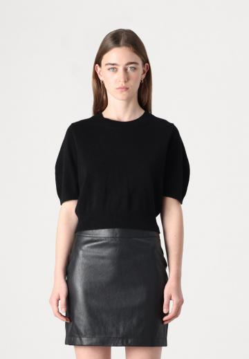 Пуловер с коротким рукавом