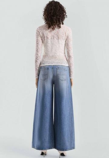 Кружевная блузка