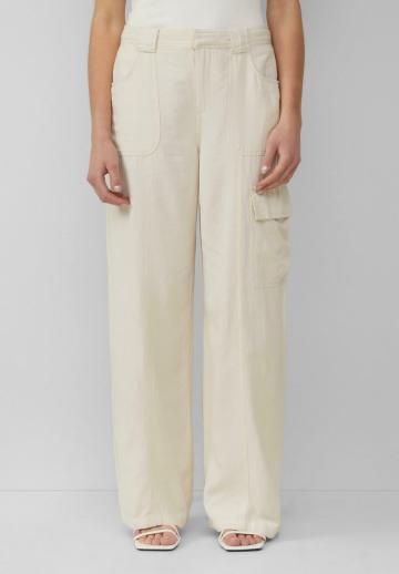 Брюки с накладными карманами