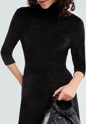 Короткое платье