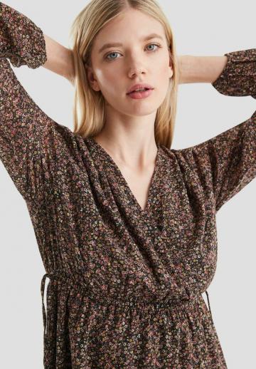 Короткое платье