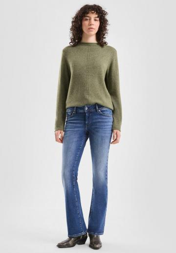 Клешеные брюки