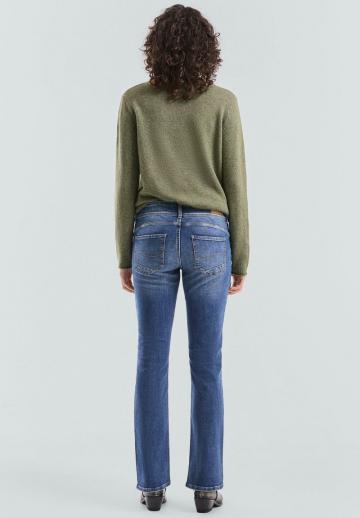 Клешеные брюки