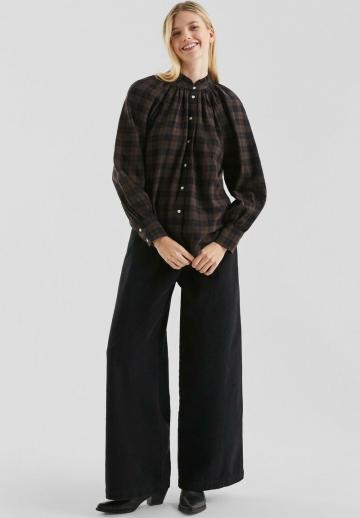 Свободные джинсы