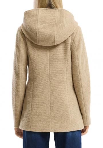 Короткое пальто