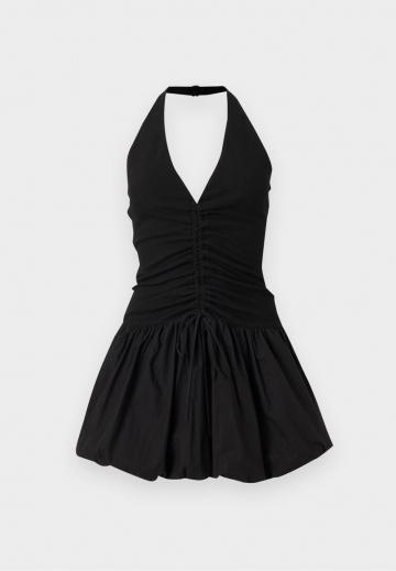 Короткое платье