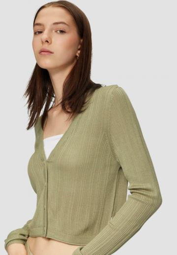 Вязаная кофта