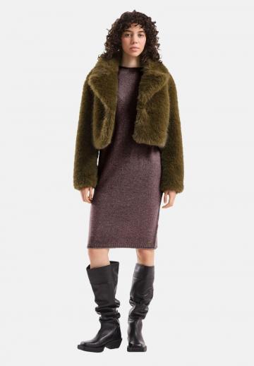 Вязаное платье