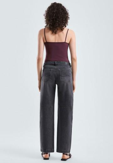 Топ на бретельках