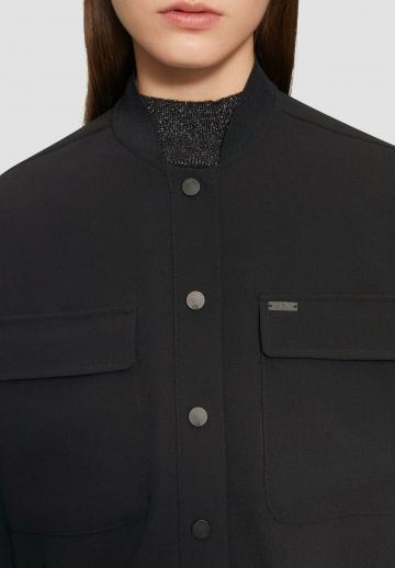 Блейзер с накладными карманами